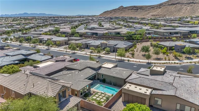 $4,695 | 10018 Regency Square Avenue, Las Vegas, NV 89148