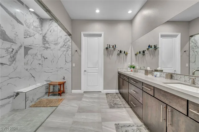 $4,695 | 10018 Regency Square Avenue, Las Vegas, NV 89148