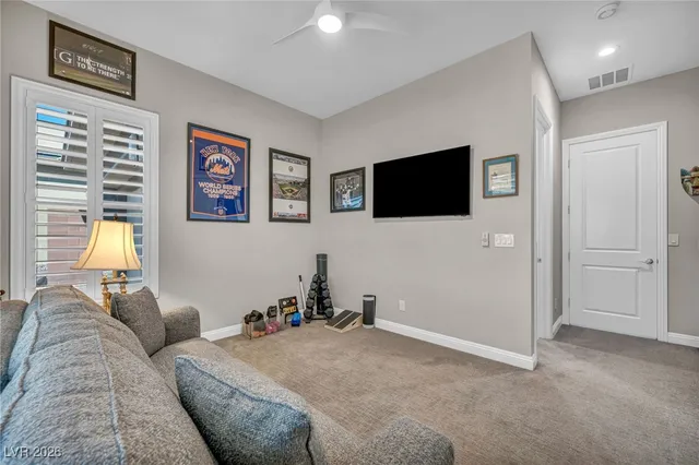 $4,695 | 10018 Regency Square Avenue, Las Vegas, NV 89148