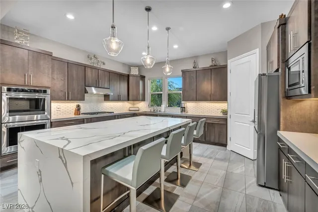 $4,695 | 10018 Regency Square Avenue, Las Vegas, NV 89148