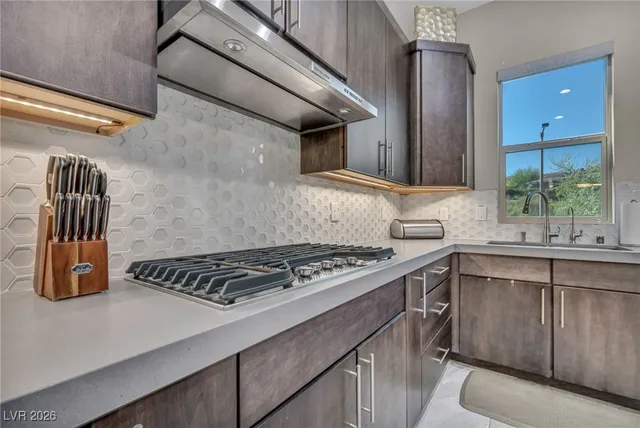 $4,695 | 10018 Regency Square Avenue, Las Vegas, NV 89148