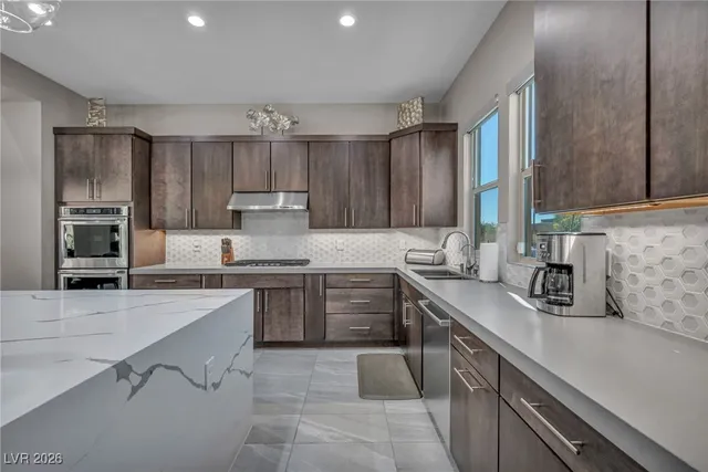 $4,695 | 10018 Regency Square Avenue, Las Vegas, NV 89148