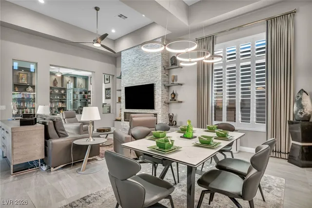 $4,695 | 10018 Regency Square Avenue, Las Vegas, NV 89148