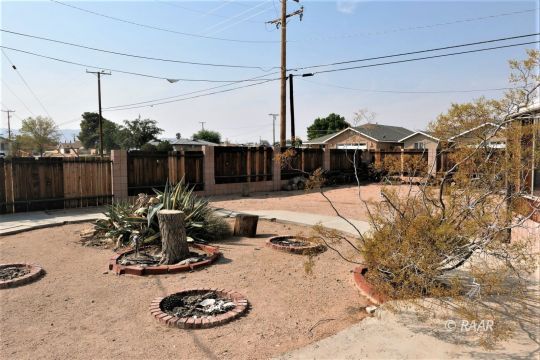 935 West Dolphin Avenue Ridgecrest, CA 93555 - Photo 30 of 32 Gallery Image 30