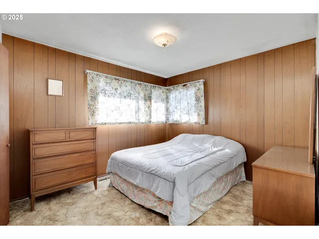 $998,000 | 31339 Northeast Corral Creek Road, Newberg, OR 97132