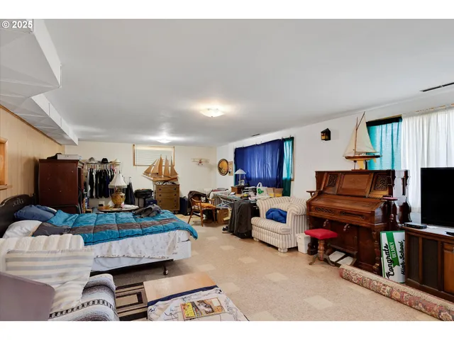 $998,000 | 31339 Northeast Corral Creek Road, Newberg, OR 97132