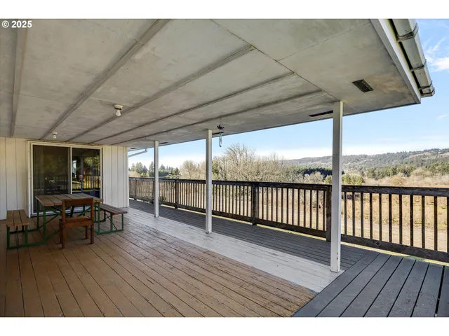 $998,000 | 31339 Northeast Corral Creek Road, Newberg, OR 97132