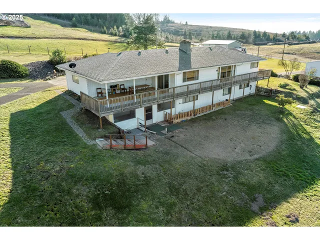 $998,000 | 31339 Northeast Corral Creek Road, Newberg, OR 97132