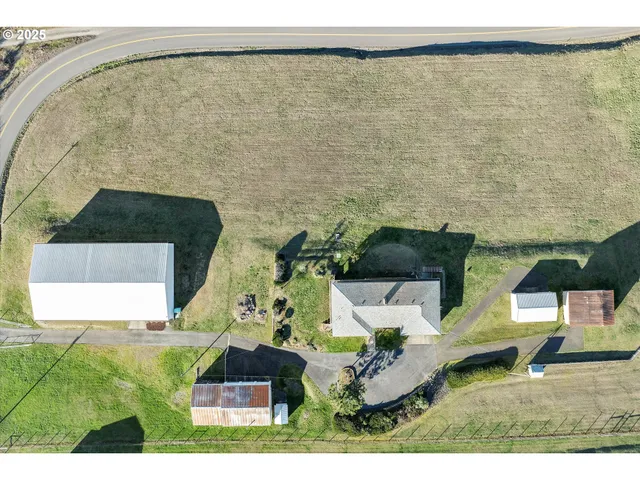 $998,000 | 31339 Northeast Corral Creek Road, Newberg, OR 97132