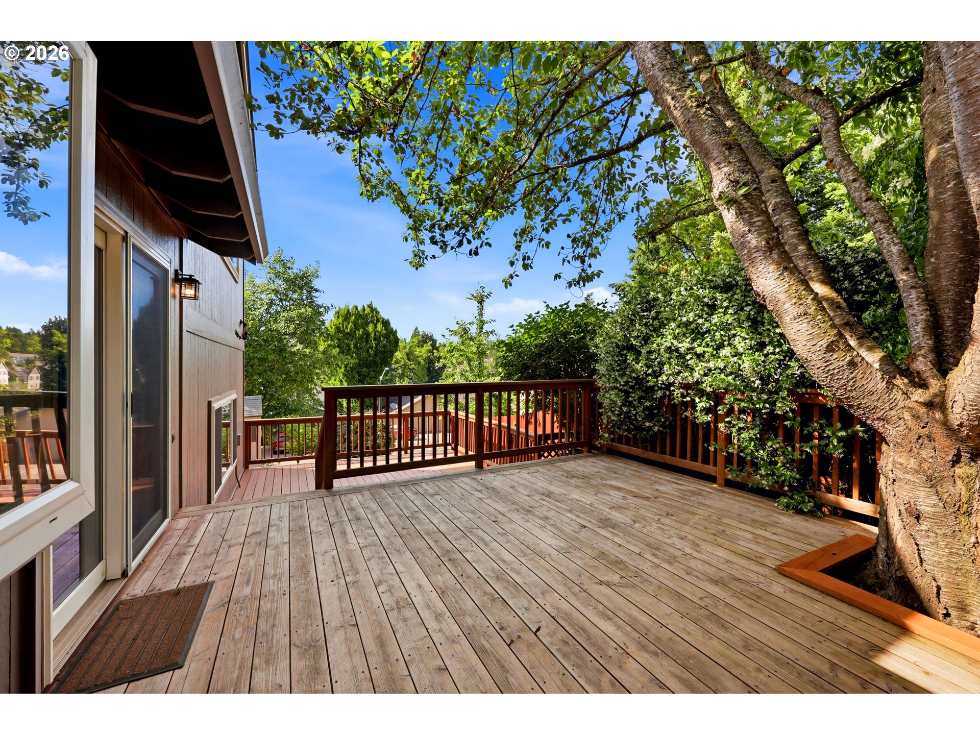 404 Southwest Overlook Court Gresham, OR 97080 - Photo 21 of 35 Deck