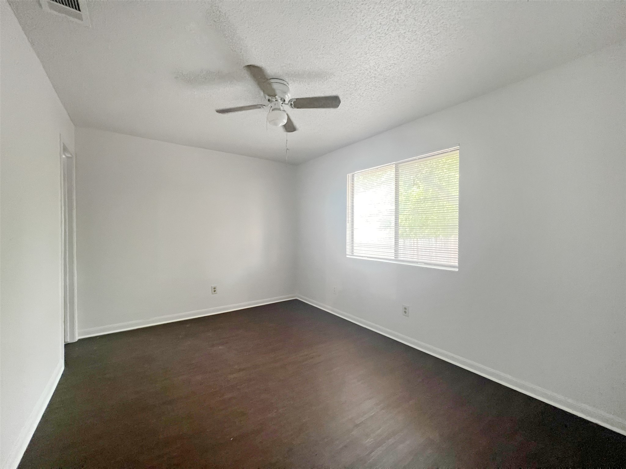 2010 Alex Avenue, Unit B Austin, TX 78728 - Photo 11 of 20 Primary Bedroom