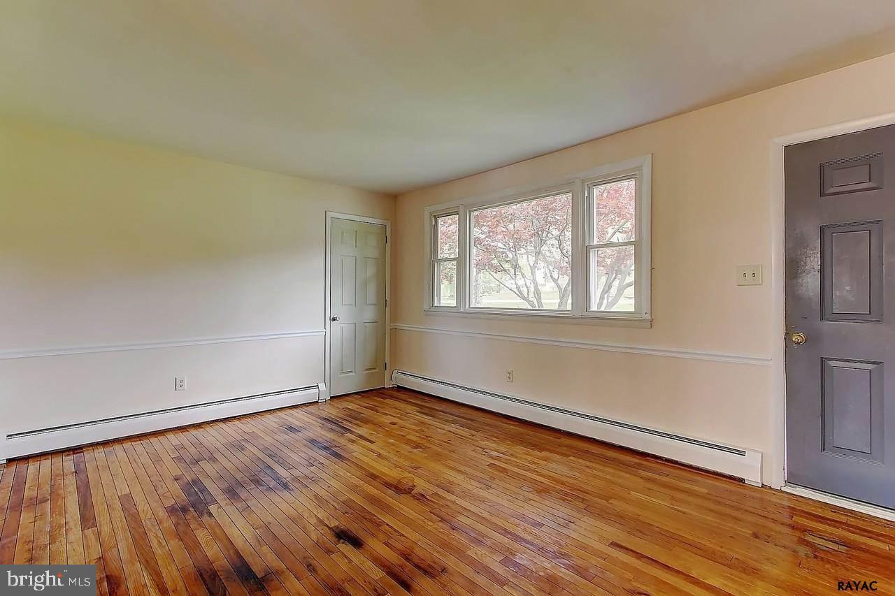 3439 Messersmith Road York, PA 17408 - Photo 2 of 25 Gallery Image 2