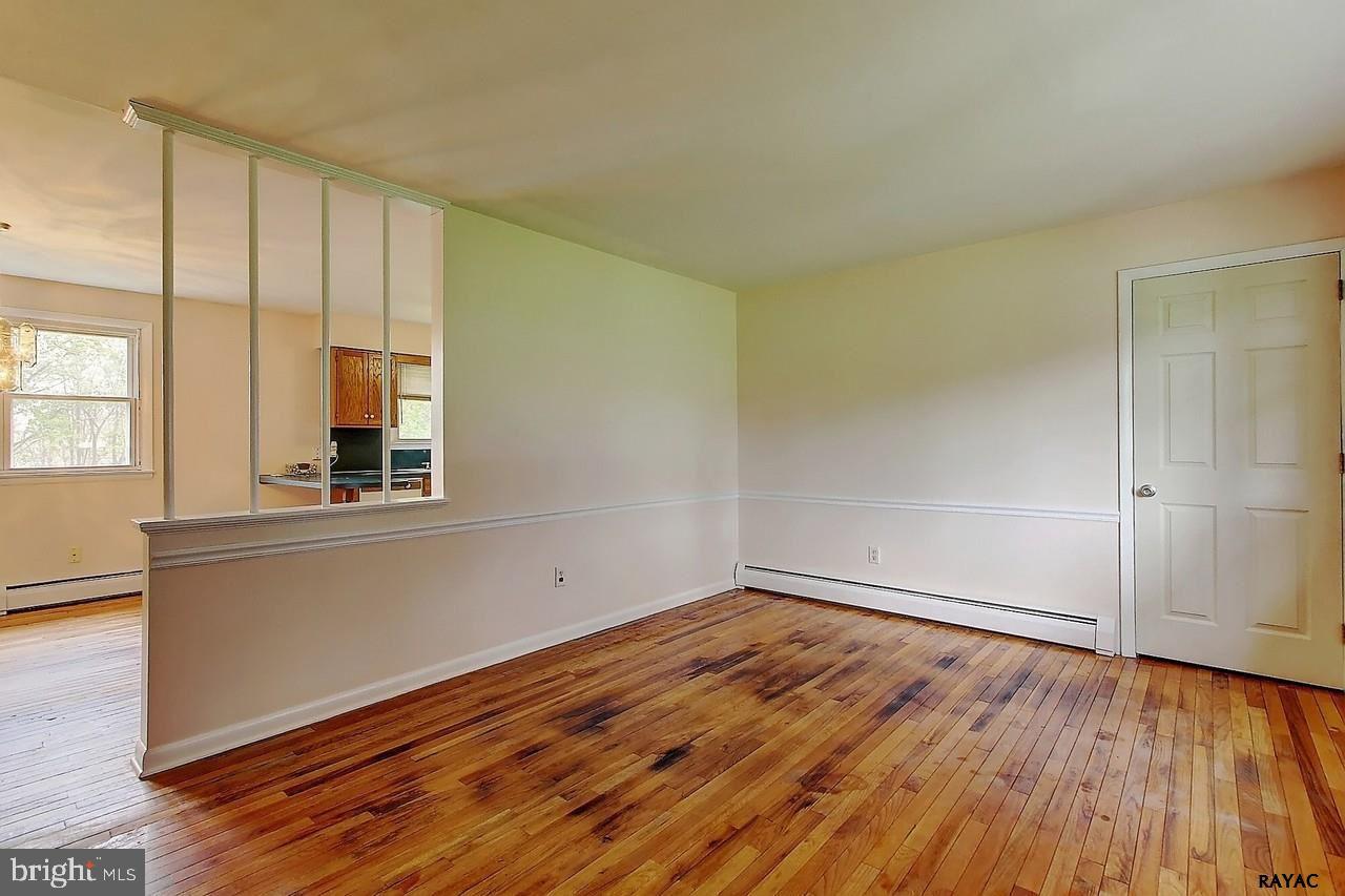 3439 Messersmith Road York, PA 17408 - Photo 3 of 25 Gallery Image 3
