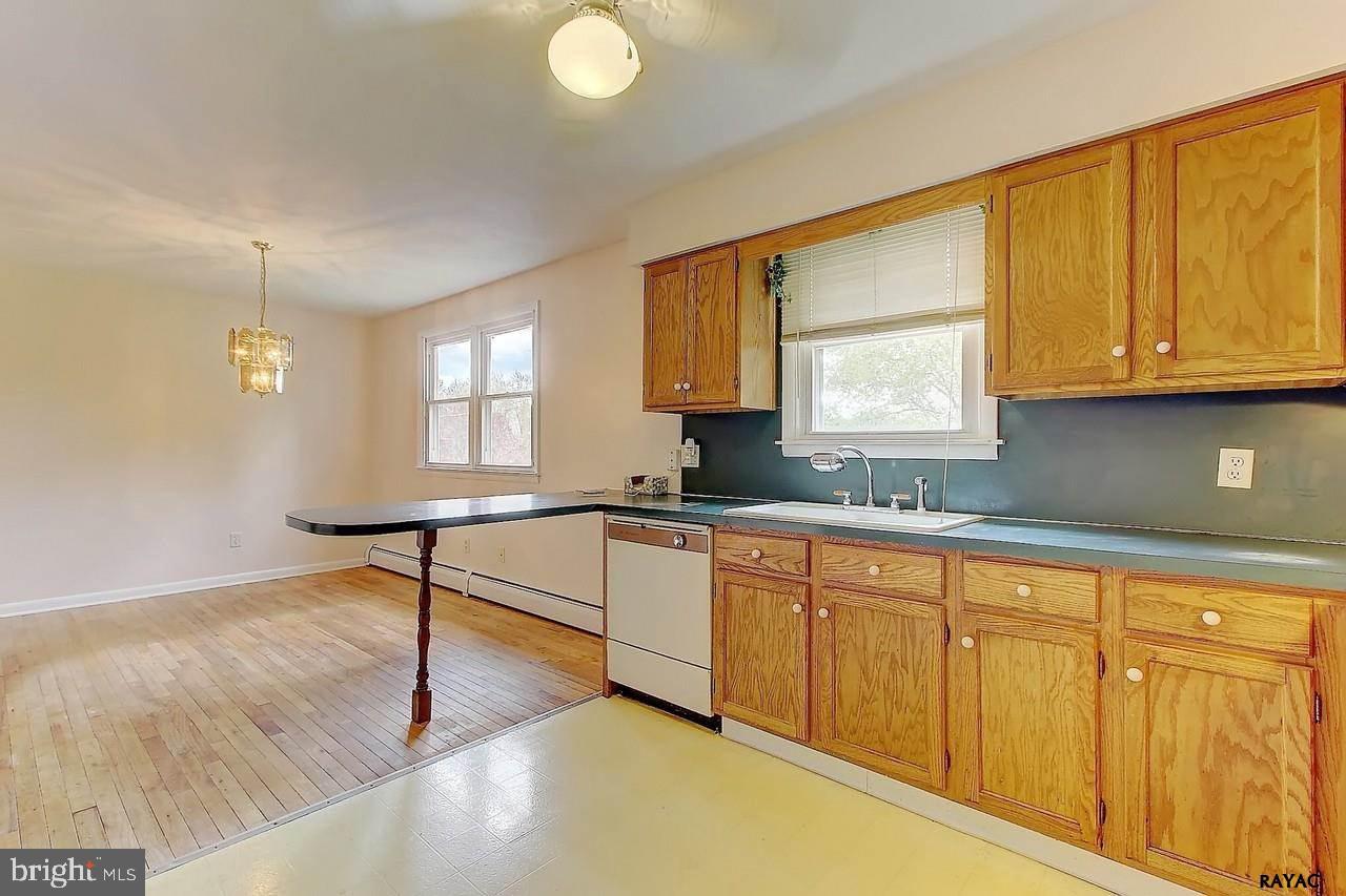 3439 Messersmith Road York, PA 17408 - Photo 9 of 25 Gallery Image 9