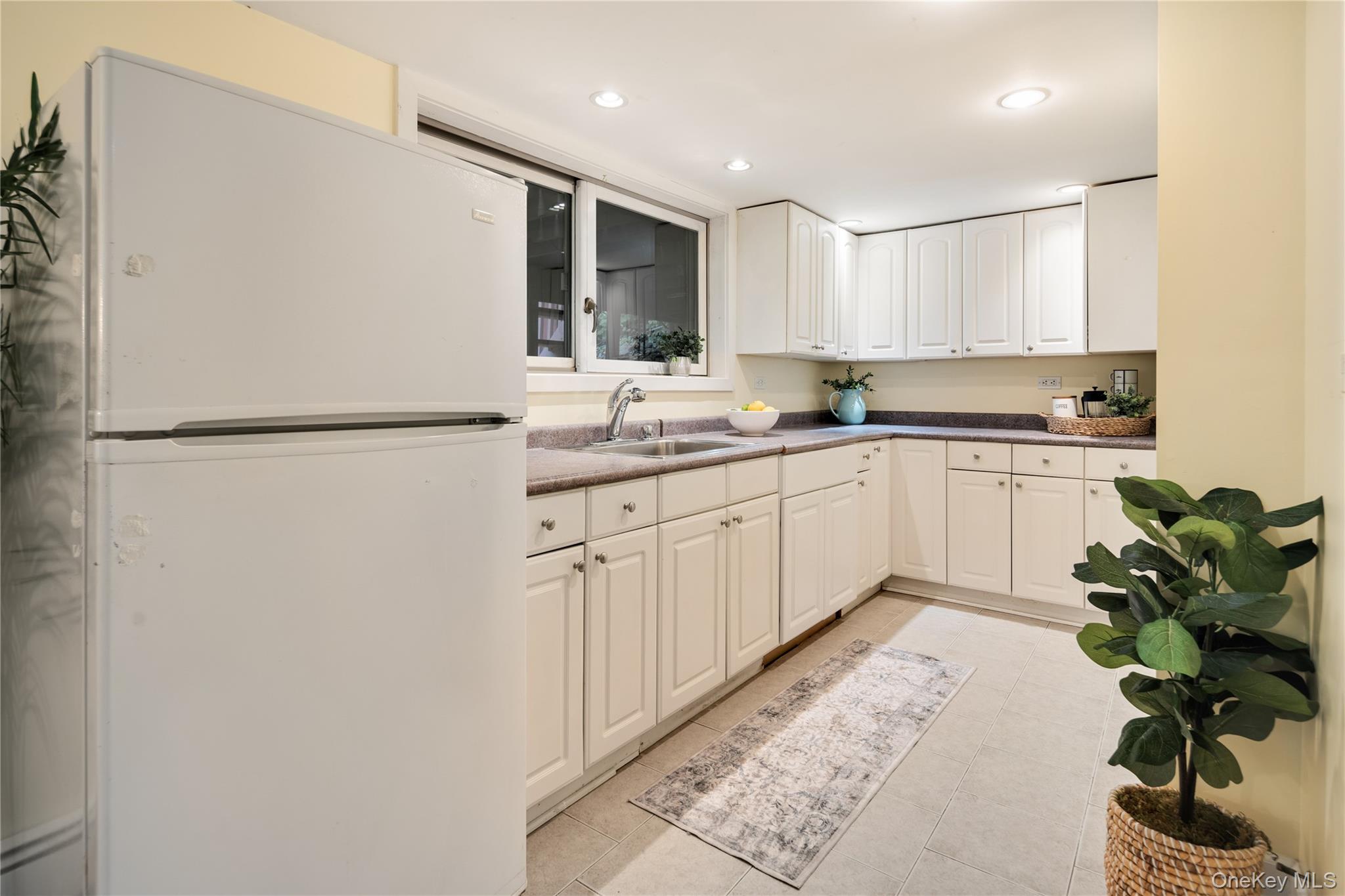 7 Ogden Road Ossining, NY 10562 - Photo 33 of 49 Summer kitchen !