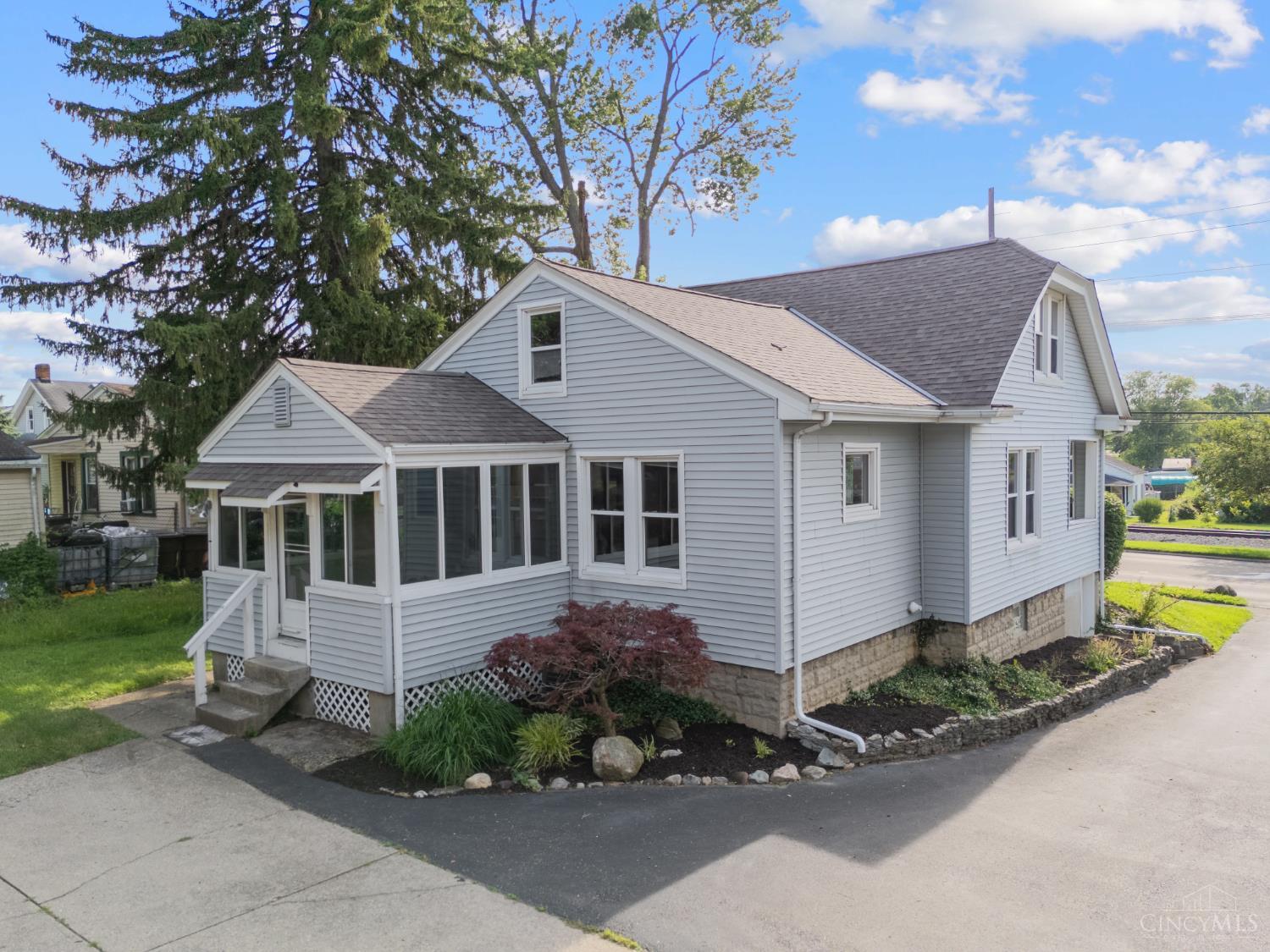 8708 Blue Ash Road Cincinnati, OH 45242 - Photo 4 of 25 Gallery Image 4