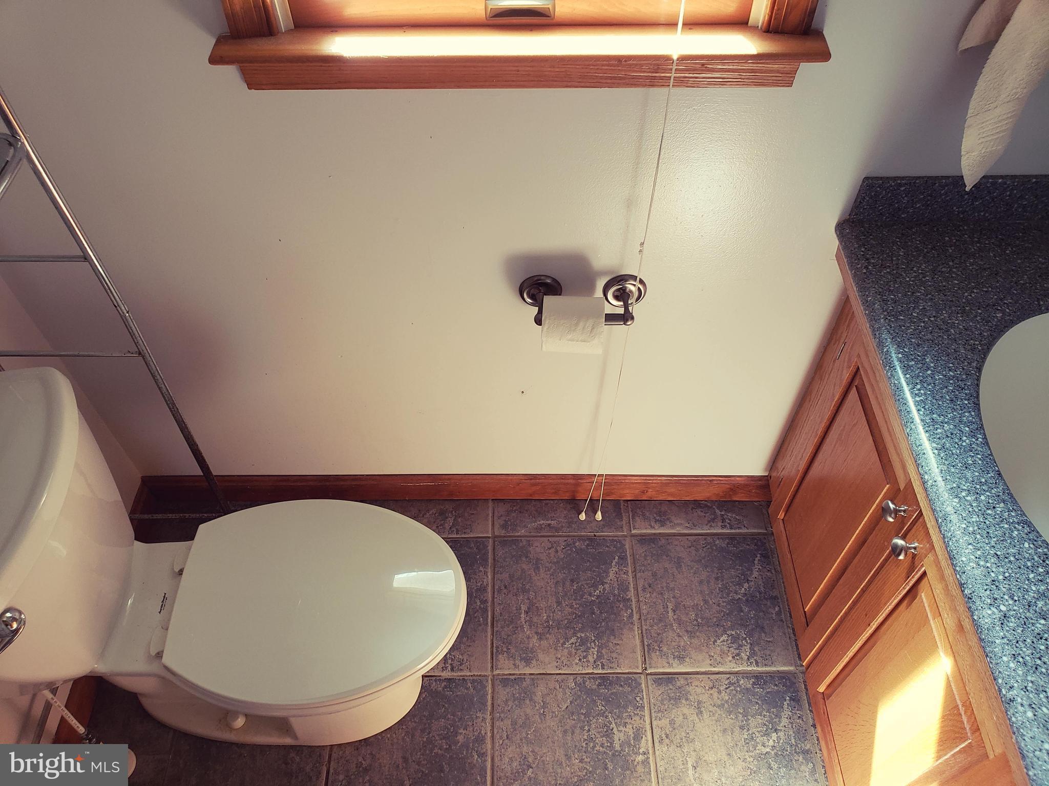 25 Blake Road Elkton, MD 21921 - Photo 13 of 19 Powder Room