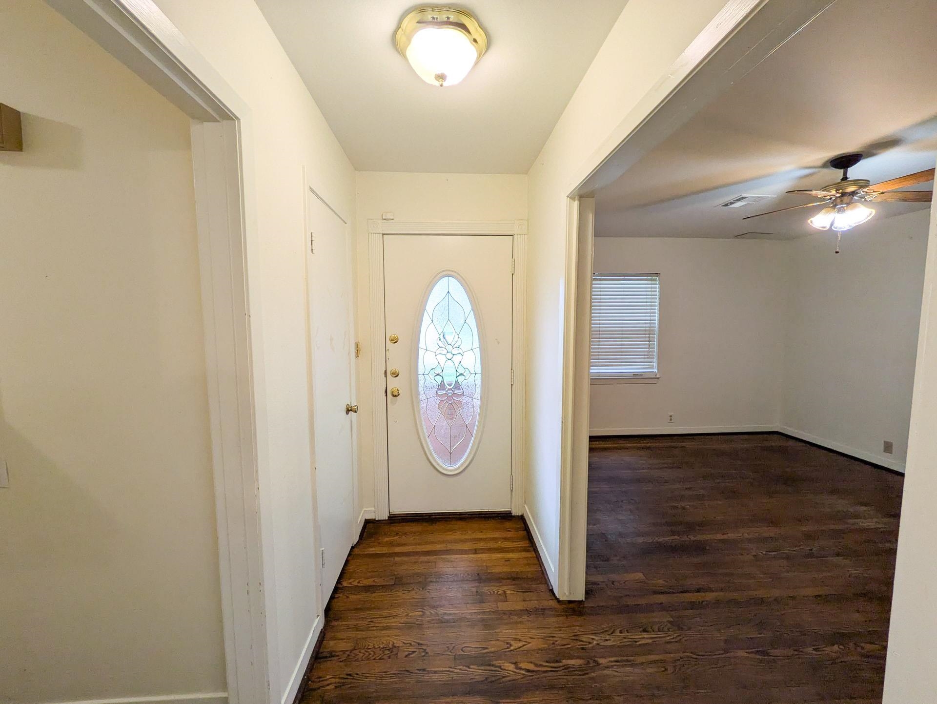 5040 Raleigh Drive Beaumont, TX 77706 - Photo 2 of 22