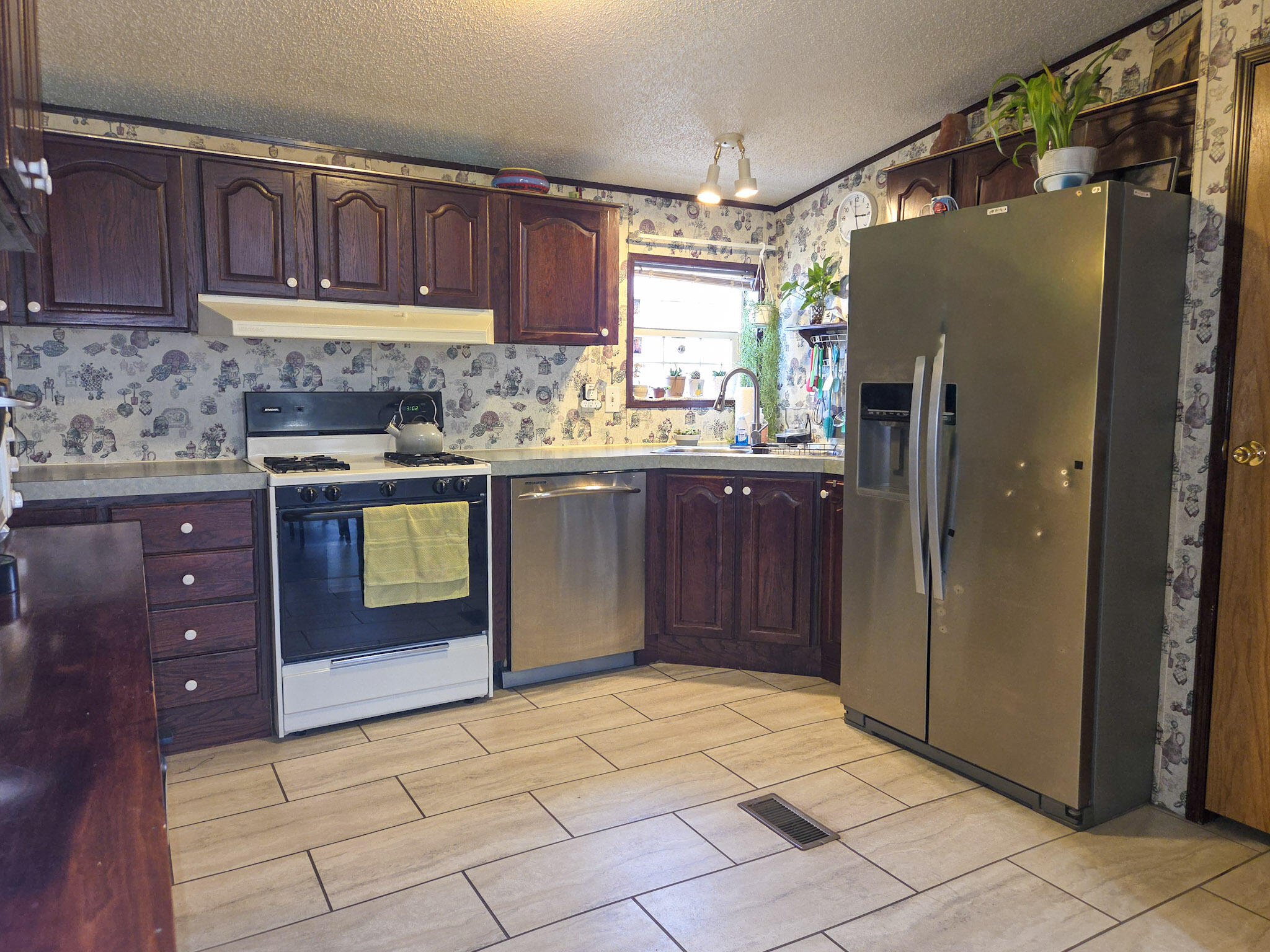 970 Irona Road Altona, NY 12910 - Photo 7 of 40 Gallery Image 7