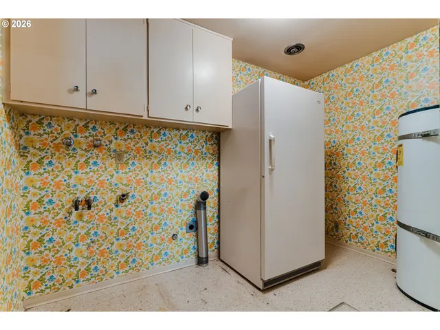 $575,000 | 2610-2620 Elinor Street, Eugene, OR 97403