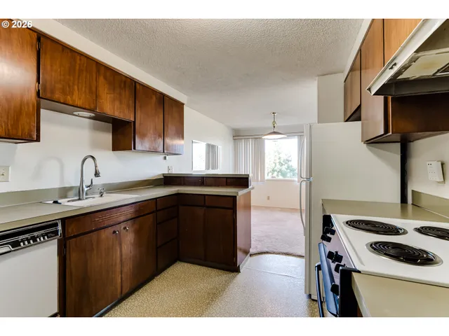 $575,000 | 2610-2620 Elinor Street, Eugene, OR 97403