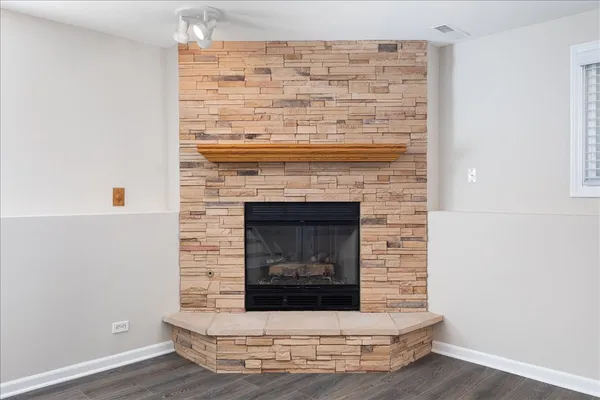 $549,999 | 2725 Springdale Circle, Naperville, IL 60564