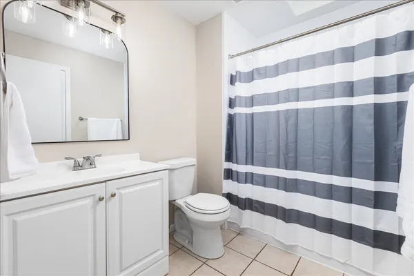 $549,999 | 2725 Springdale Circle, Naperville, IL 60564