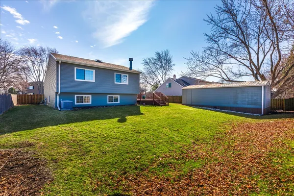 $549,999 | 2725 Springdale Circle, Naperville, IL 60564