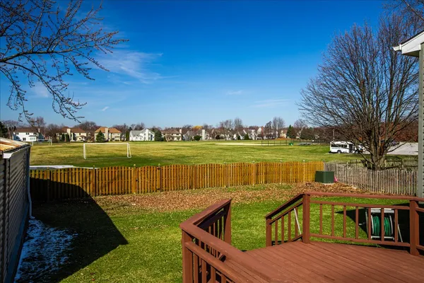 $549,999 | 2725 Springdale Circle, Naperville, IL 60564