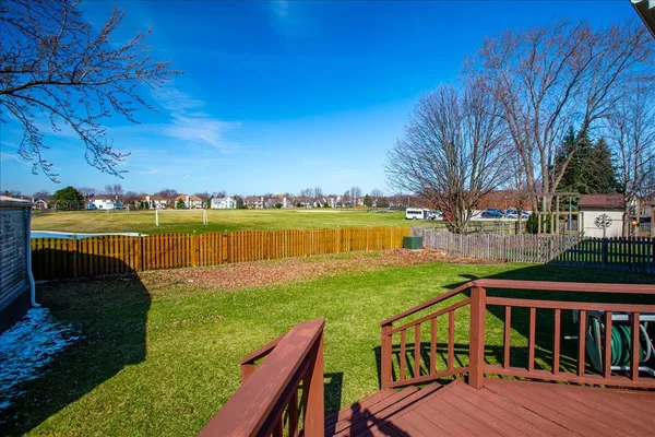 $549,999 | 2725 Springdale Circle, Naperville, IL 60564