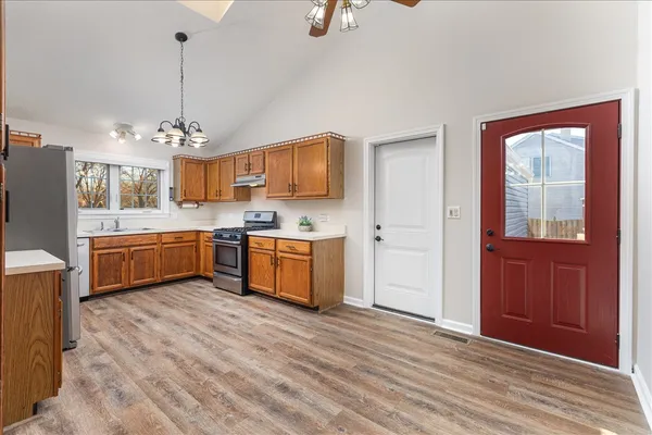 $549,999 | 2725 Springdale Circle, Naperville, IL 60564