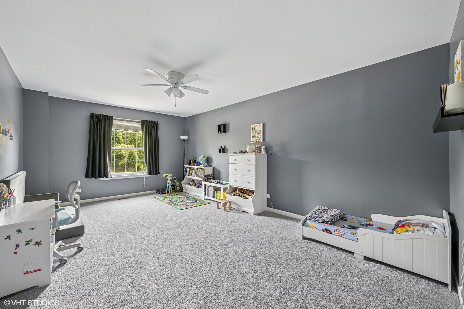 350 Sterling Circle Cary, IL 60013 - Photo 18 of 31 a living room with furniture and a window