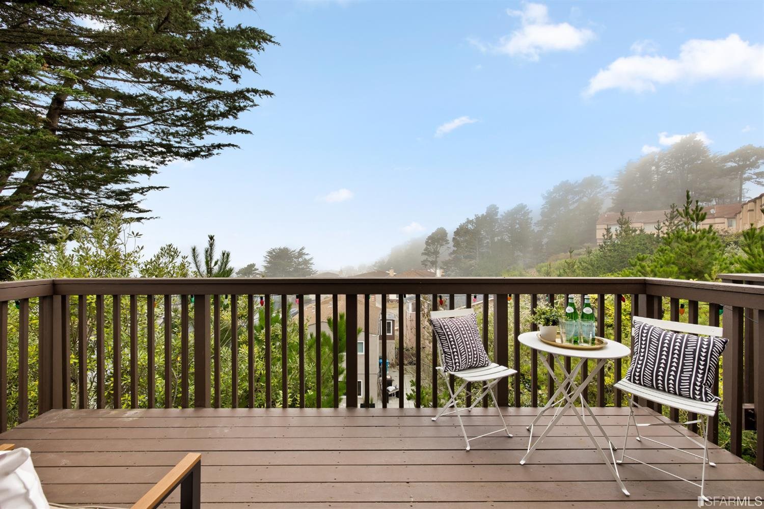 621 Hickey Boulevard, Unit C Pacifica, CA 94044 - Photo 13 of 25