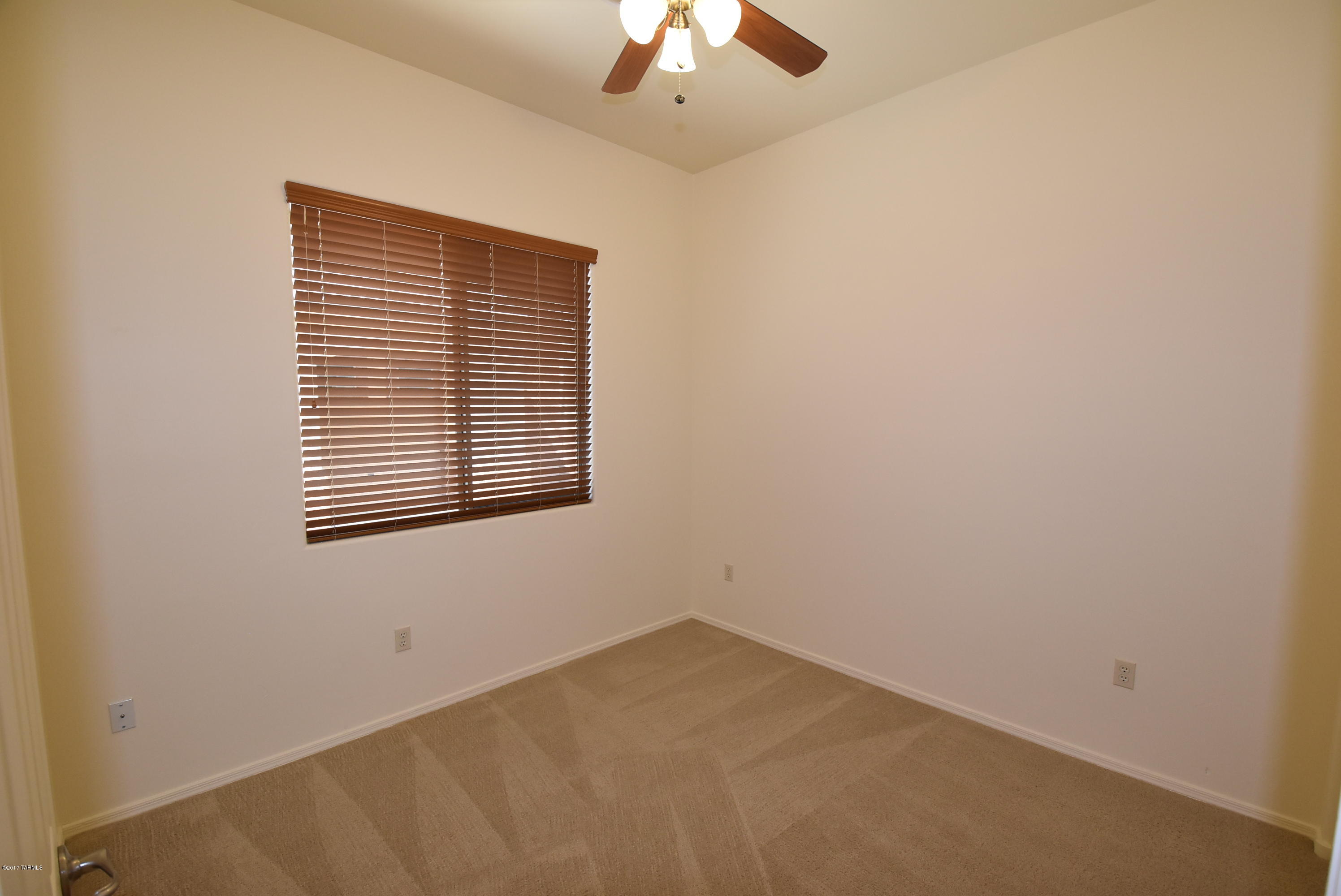 12823 Bloomington Loop Tucson, AZ 85755 - Photo 23 of 39