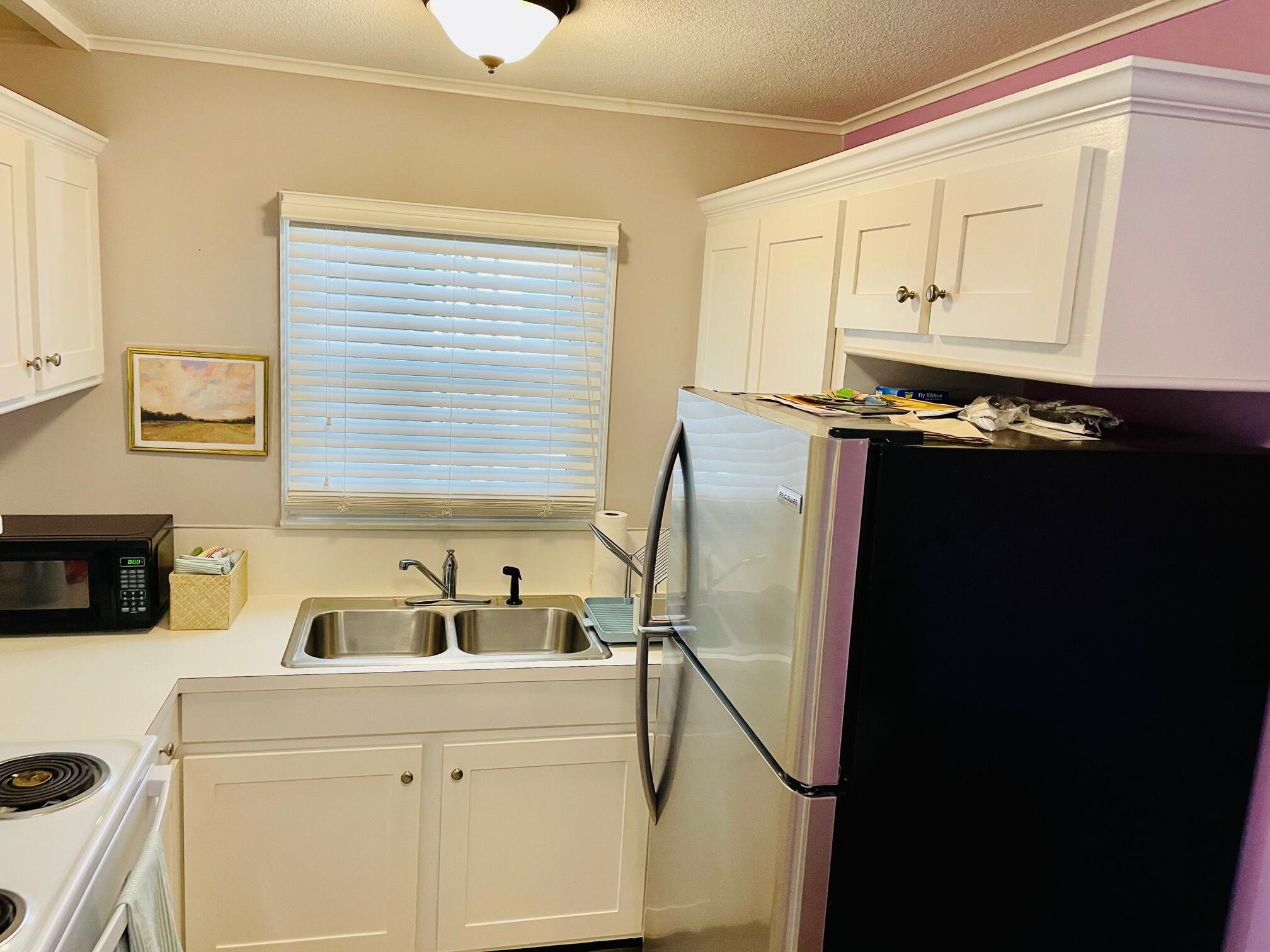 650 Cornell Street, Unit D53 Charleston, SC 29407 - Photo 5 of 21 kitchen 3