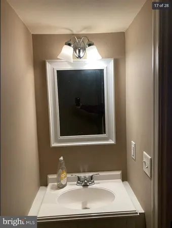$2,400 | 341 Emmett Street, Phoenixville, PA 19460
