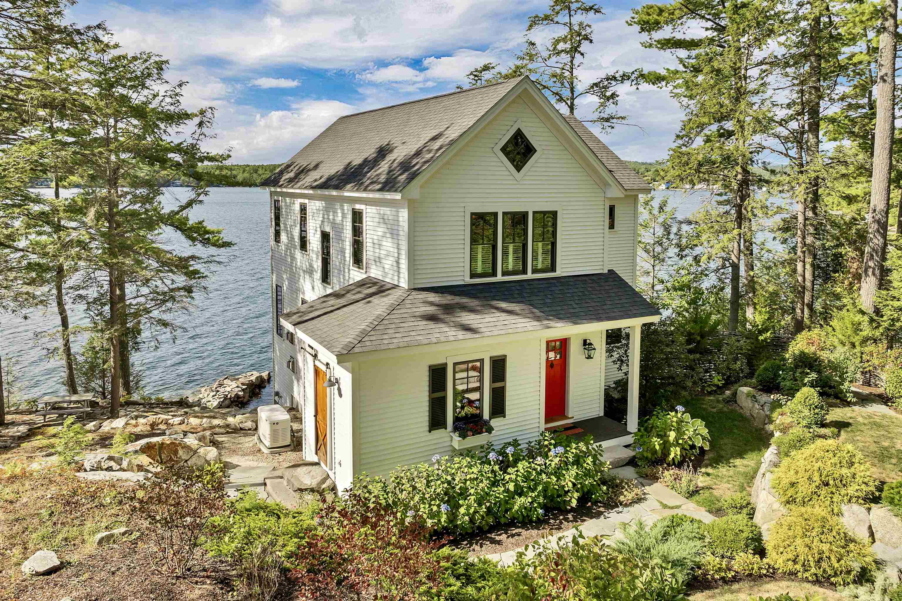 163 Clark Road Wolfeboro, NH 03894 - Photo 4 of 60