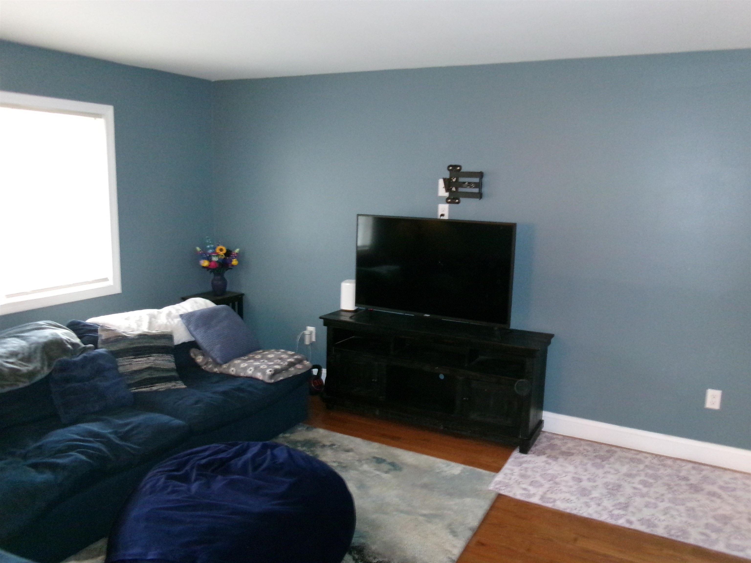 47 King Road Chichester, NH 03258 - Photo 5 of 11