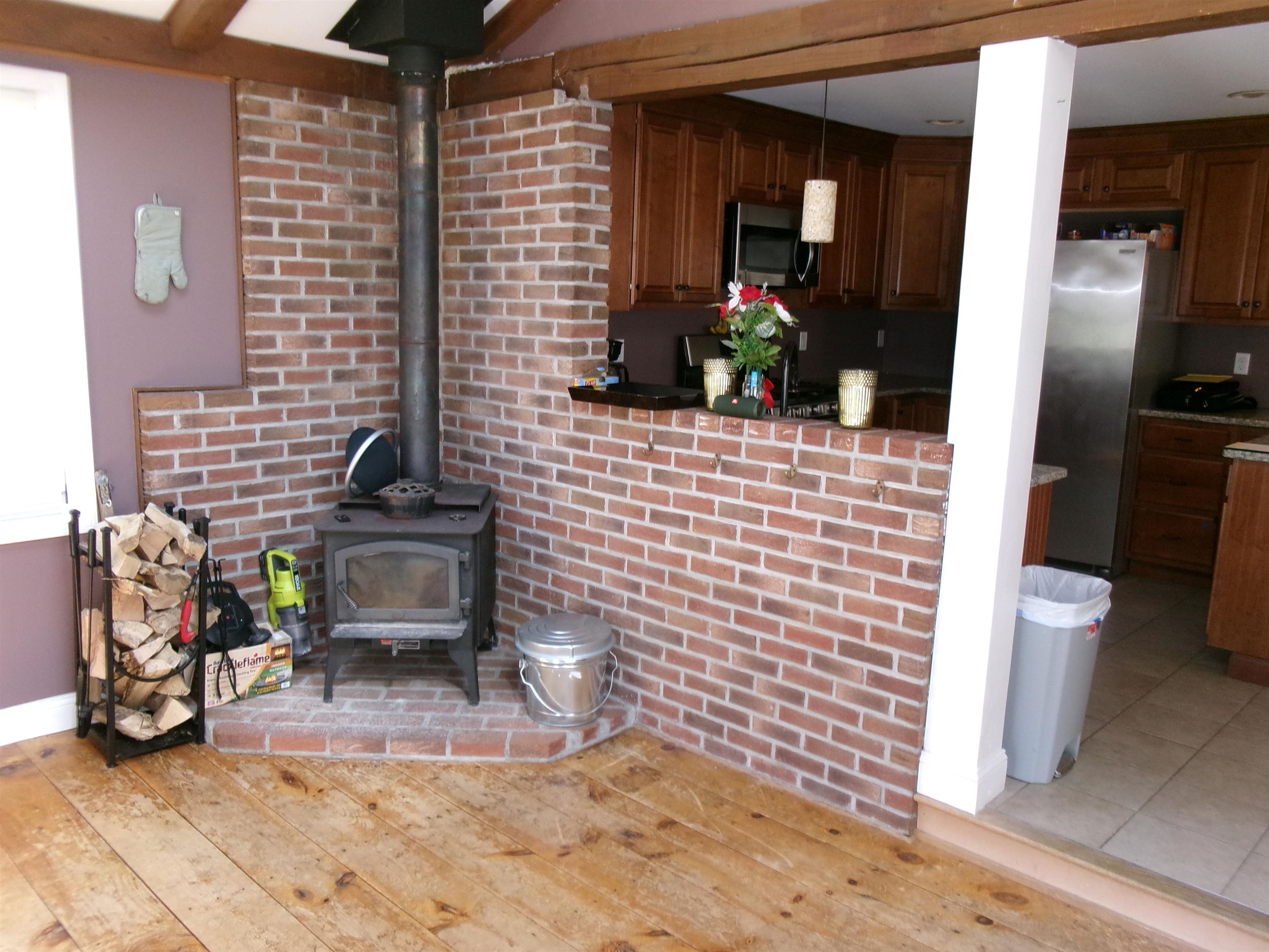47 King Road Chichester, NH 03258 - Photo 8 of 11