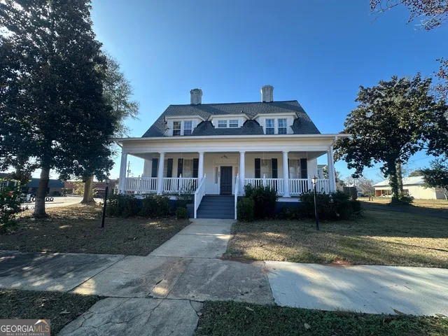 $425,000 | 302 West 7th Street, Louisville, GA 30434