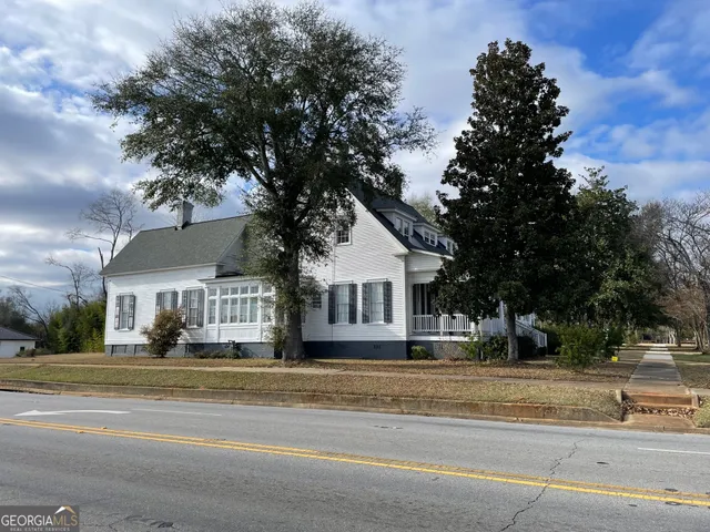 $425,000 | 302 West 7th Street, Louisville, GA 30434