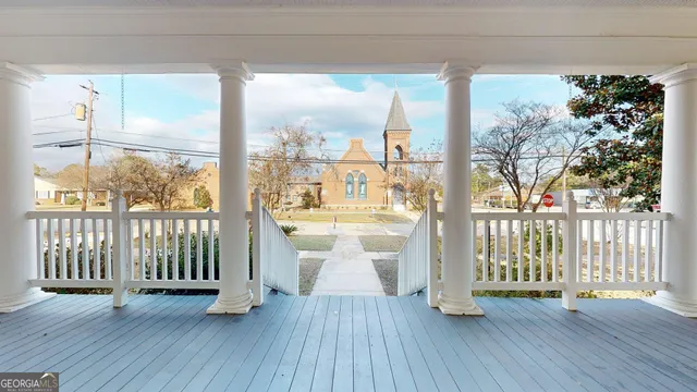 $425,000 | 302 West 7th Street, Louisville, GA 30434