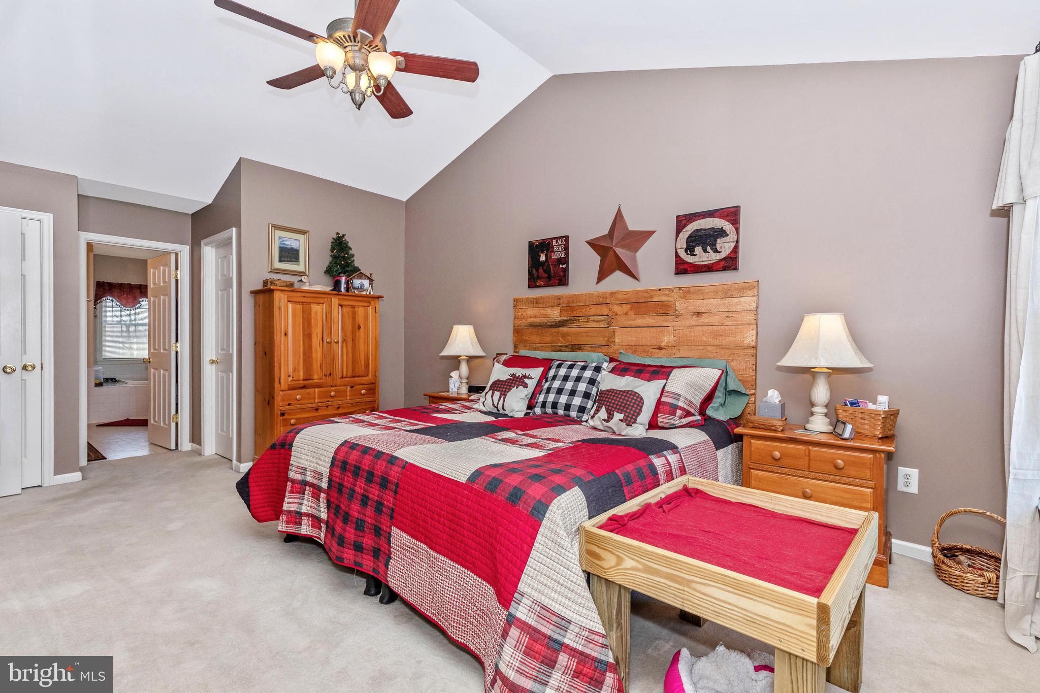 19 Rockingham Drive Keedysville, MD 21756 - Photo 25 of 54 Large Maste Bedroom