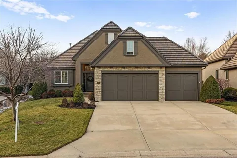 $980,000 | 15204 Fontana Street, Leawood, KS 66224