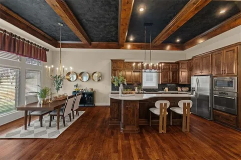 $980,000 | 15204 Fontana Street, Leawood, KS 66224