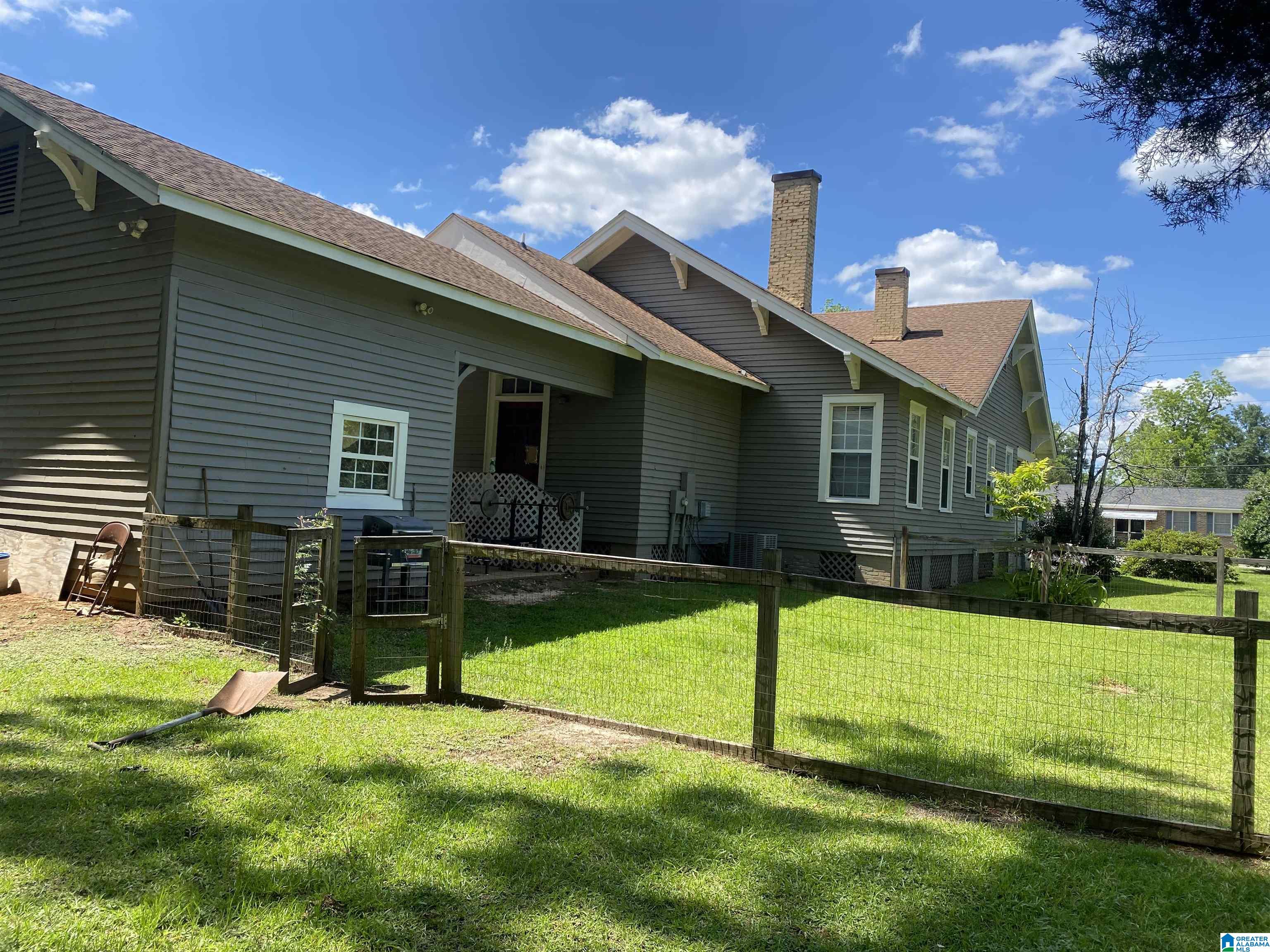 427 Rural Street Evergreen, AL 36401 - Photo 4 of 29