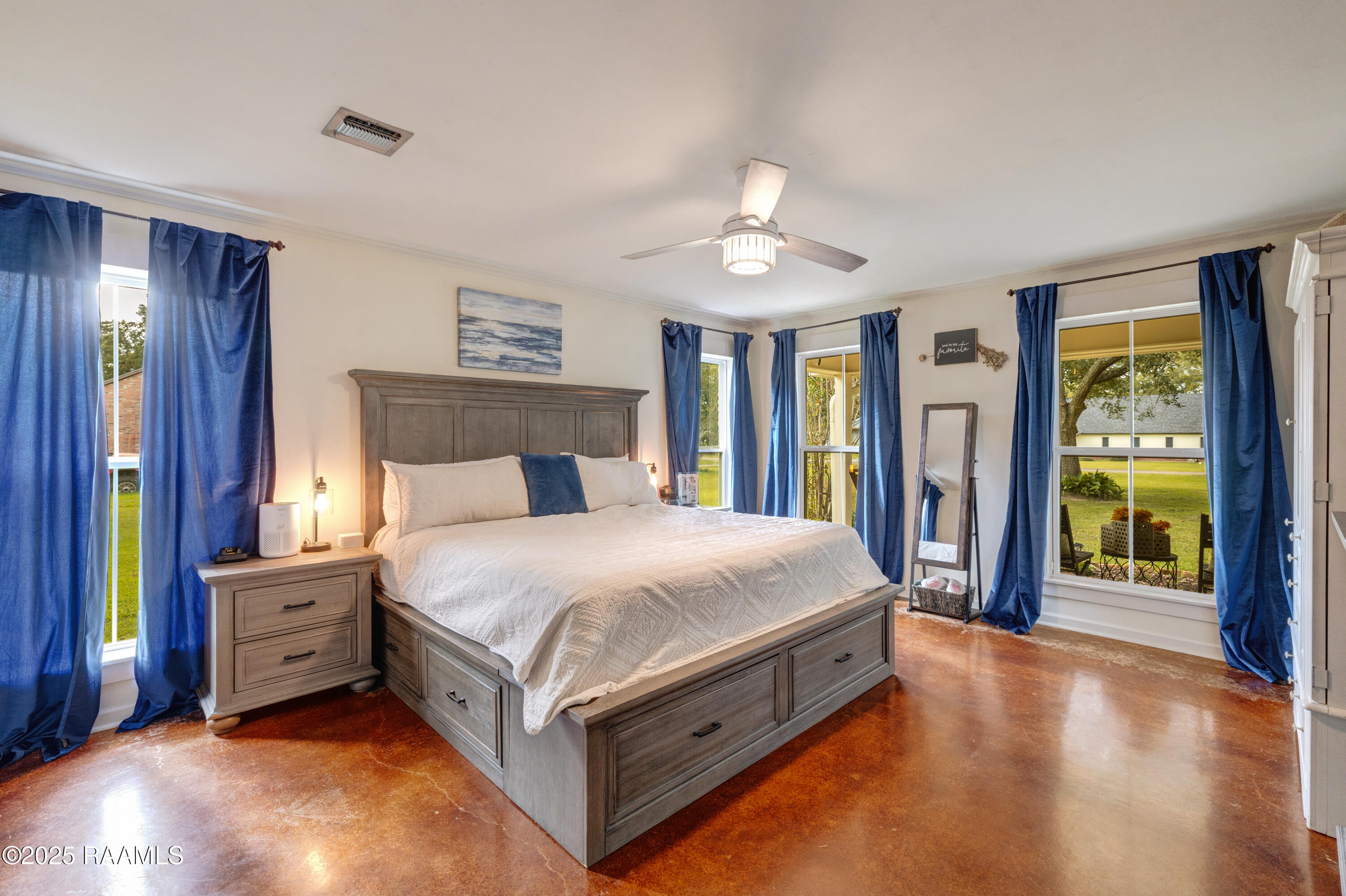 708 Kyle Landry Road New Iberia, LA 70563 - Photo 17 of 30 Primary Suite