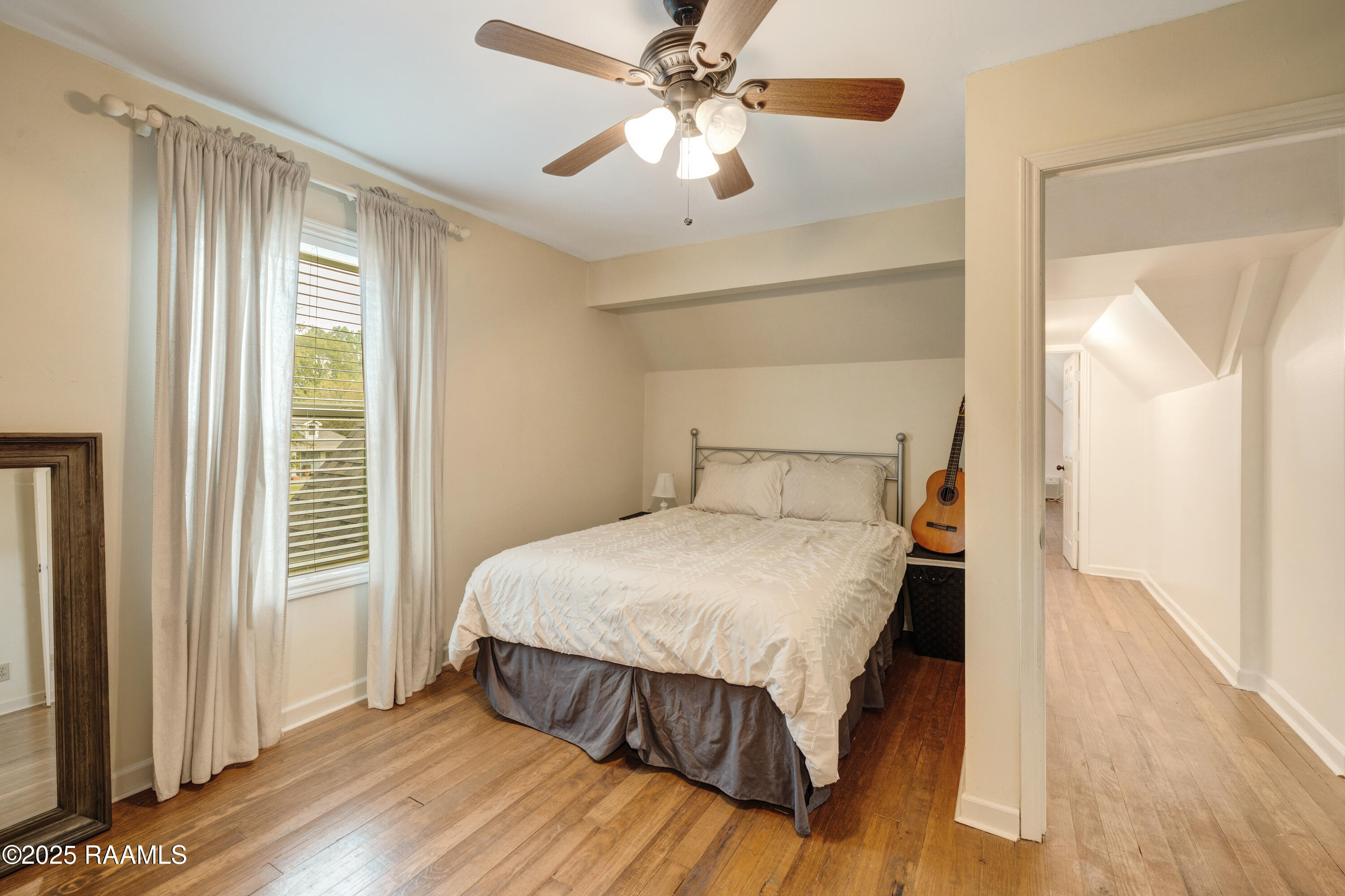 708 Kyle Landry Road New Iberia, LA 70563 - Photo 22 of 30 Upstairs Bedroom 2