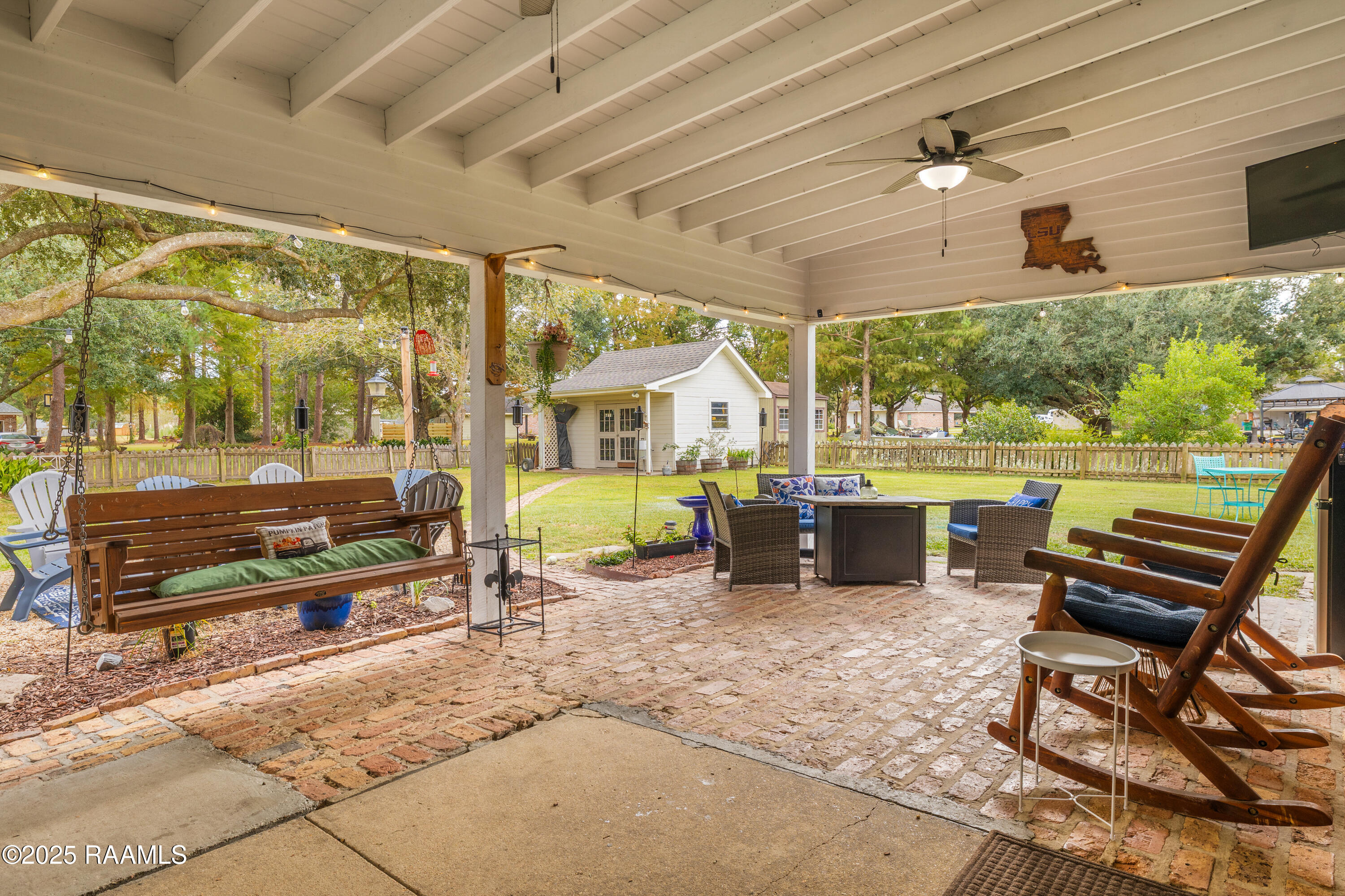 708 Kyle Landry Road New Iberia, LA 70563 - Photo 27 of 30 Patio