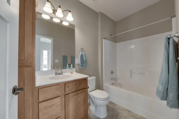 $528,844 | 2605 Hanson Avenue, Faribault, MN 55021